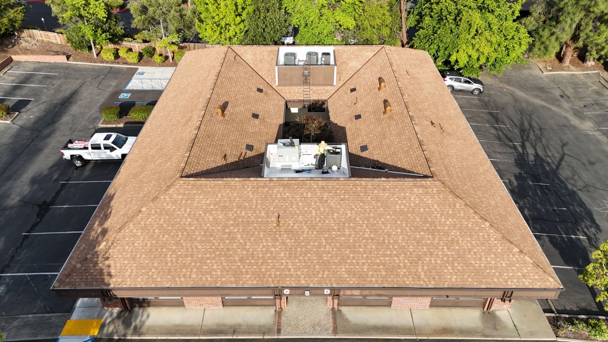 Overhead view of the new roof around the courtyard of the Fair Oaks Pet Hospital